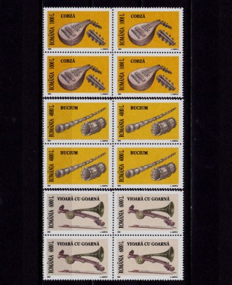 RO 2003 LP 1619 &amp;quot;Instrumente muzicale populare&amp;quot; , serie bloc de 4, MNH foto