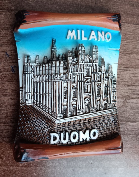 D7 - Magnet frigider - tematica turism - Italia - 79