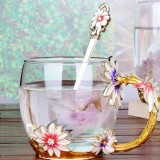 Set 4 piese Mercaton Fleur-de-Lis, Cana termorezistenta cu capac, lingurita si farfurie,lucrate manual, 330 ML