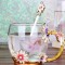 Set 4 piese Mercaton Fleur-de-Lis, Cana termorezistenta cu capac, lingurita si farfurie,lucrate manual, 330 ML