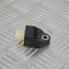 Senzor de impact dreapta față TOYOTA VERSO S _P12_ 2013 OEM: 89173-52090