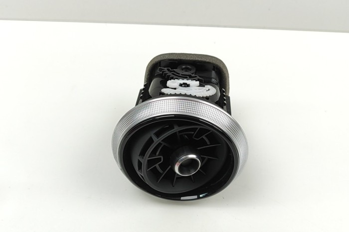 Gura de ventilație planșa de bord AUDI Q2 GA 2020 OEM: 81A820901F 30666646