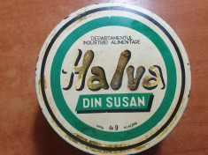 cutie metalica halva din susan - din anul 1955 foto