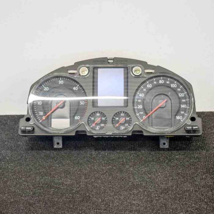 Ceas de bord VW PASSAT B6 3C2 2006 OEM: 3C0920970Q