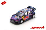 Model SPARK Ford Puma WRC Rally Safari Kenya 2022 S. Loeb 1:43 - 1:43 (d&eacute;lka 10cm)