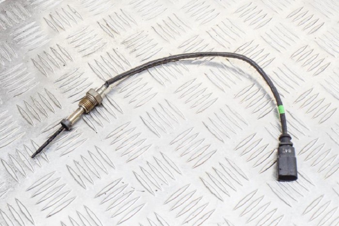 Senzor de temperatură AUDI A6 4G2, C7, 4GC 2013 OEM: 03L906088FH | 11475098