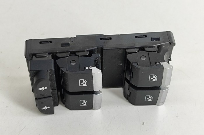 Buton geam ușă dreapta față AUDI A4 Avant 8W5, B9 2018 OEM: 4M0959851B | 25444524