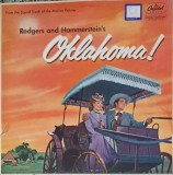 Vinil LP Oklahoma! - Rodgers &amp; Hammerstein (1977, Capitol) Musical Soundtrack, Piese Teatru/Povesti