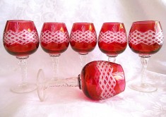 SET PAHARE STICLA COLORATA CU MODEL TAIAT MANUAL - PAHARE VIN 15.5 CM
