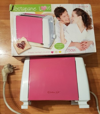 Prajitor de paine Tostapane Love foto