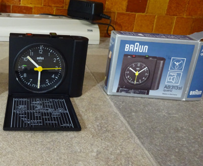 Ceas de masa cu alarma vintage Braun AB313SL quartz foto