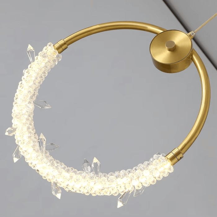 Lustra LED suspendata cu telecomanda, inel cu diamante, 35W, lumina neutra 4000K, diametru 30cm, culoare corp auriu, inaltime reglabila 1M