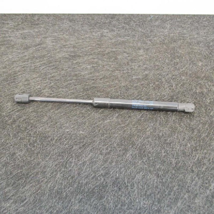 Amortizor capota dreapta față AUDI A6 4G2, C7, 4GC 2013 OEM: 4G8823359A | 3371445