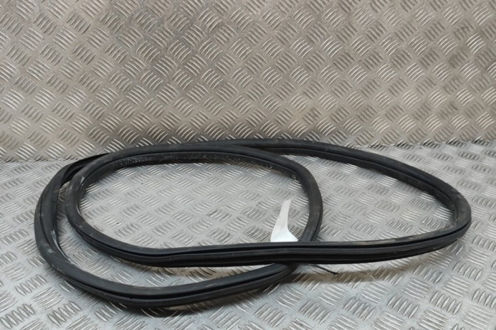 Garnitura ușă st&acirc;nga spate BMW X2 F39 2018 OEM: 7420803 | 30293450