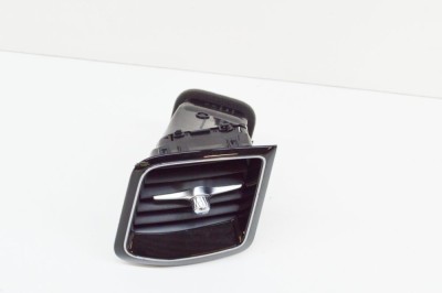 Gura de ventilație planșa de bord VOLVO XC60 II 246 2017 OEM: 31417691,31477272 13551818 foto