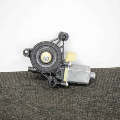 Motor macara geam ușă dreapta față VW GOLF VII Variant BA5, BV5 2013 OEM: 0130822378,C13842-100,5Q0959802B 10575458 foto