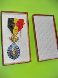 Decoratia Muncii Belgia bronz aurit si emailat in cutie originala cu panglica.