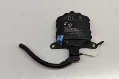 Modul de control unghi mort LEXUS UX _AA1_, _AH1_, _MA1_ 2022 OEM: 88162-76070,230100-3381 30272642 foto