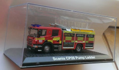 Macheta Scania CP28 Pump Ladder Pompieri - Atlas 1/72 foto