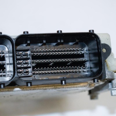 Unitate de control motor LAND ROVER RANGE ROVER EVOQUE L538 2016 OEM: HX73-12C520-FFB0281033584 | 3288427 foto