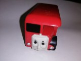 Bnk jc Tomy Thomas &amp; Friends - autobuz Bertie - cu baterie - functional