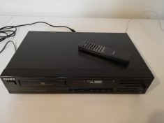 CD Player SONY model CDP-311 cu telecomanda - Vintage/made in FRANCE/Impecabil
