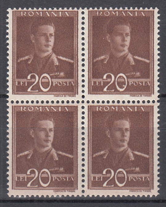 ROMANIA 1943/1945 LP 154 MIHAI I UZUALE FILIGRAN MM VALOAREA 20 LEI EROARE LINIE IN 0 DIN 20 DREAPTA SUS BLOC DE 4 TIMBRE MNH