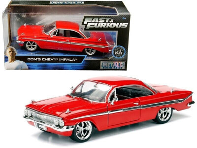 Macheta CHEVY IMPALA 1961 - Jada, scara 1/24, noua. foto