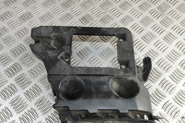 Suport bara de protecție st&acirc;nga spate AUDI A6 4G2, C7, 4GC 2017 OEM: 4G5807393D | 30739603