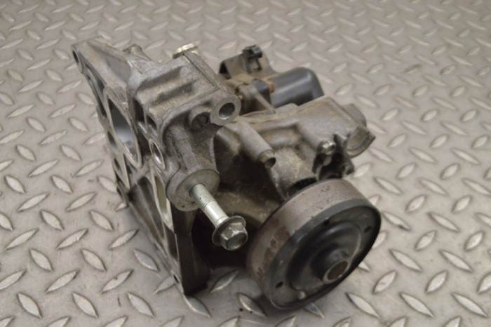 Pompa de apa MAZDA 3 BM 2013 OEM: SH01151H0 14613606