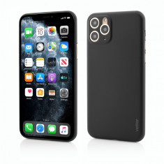 Husa Vetter pentru iPhone 11 Pro Max, Clip-On, Air Series Ultra Thin 0.3mm, Negru