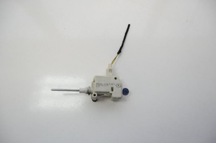 Alt modul de control MERCEDES-BENZ C Coupe CL203 2002 OEM: A2038201997 2138656