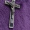 Crucifix de gat vechi complet,argintat expus fara a fi curata sau lustruit