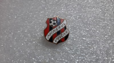 Insigna Minerul Vulcan foto