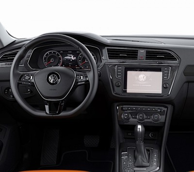 Folie Mata Volkswagen Tiguan 2016-2022, Duragon, protectie Display Navigatie, din silicon foto