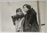 ACTORII CLAUDIU BLEONT si DIANA GHEORGHIAN , POZA IN EXTERIOR , 1985- 1986