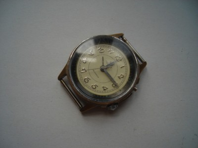 Ceas mecanic sovietic Comet 18 rubine cu alarma, functioneaza foto