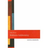 K&uuml;l&ouml;n&ouml;s k&uuml;ldem&eacute;ny - Julia Otxoa