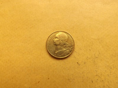 Franta 10 Centimes 1985 foto