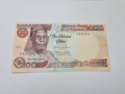 bancnota nigeria 100 n 2011 foto