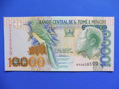 Sao Tome si Principe - 22 OCT. 1996 - 10000 DOBRAS - Pick 66a - UNC (279) foto
