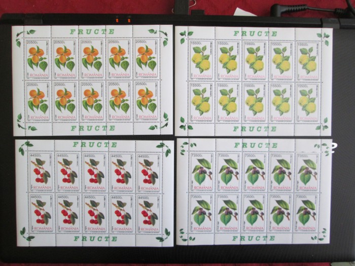ROMANIA 2002 MINICOLI FRUCTE =MNH=63