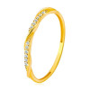 Inel din aur galben de 14K - linie de zirconii transparente &icirc;ncrucișață cu o linie lucioasă și netedă - Marime inel: 49