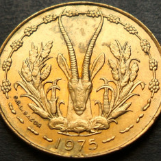 Moneda exotica 10 FRANCI - AFRICA de VEST, anul 1975 cod 3164 A.UNC LUCIU BATERE