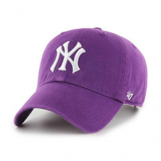 47brand șapcă de baseball din bumbac MLB New York Yankees culoarea violet, cu imprimeu