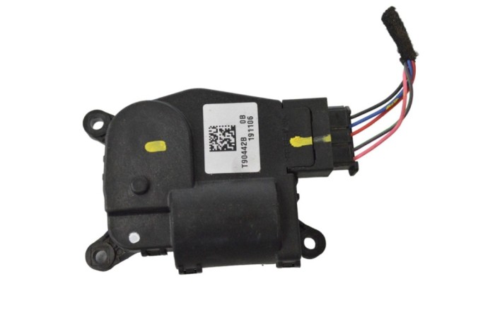 Motoras clapetă aeroterma TESLA MODEL 3 2020 OEM: T90442B 23954463