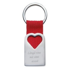 Breloc Gravat in Forma de inima rosie cu Textul "Langa tine ma simt acasa."