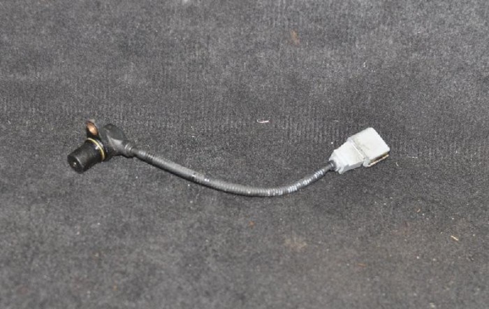 Senzor de poziție ax cu came VW PASSAT B6 3C2 2007 2115478