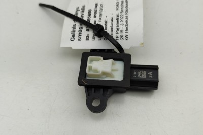 Senzor de impact dreapta față FORD PUMA J2K, CF7 2022 OEM: GN15-14C676-AA | 31865650 foto