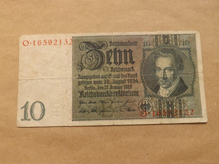 Germania 10 Reichsmark 22.01.1929 - Underprint letter B